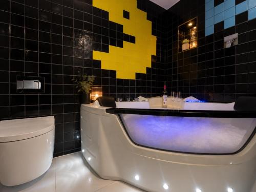 The Board Games Apartments - Brought to you by Coastline Retreats - Themed town centre apartments AL - Pamphill