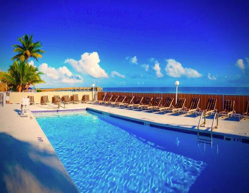 Buccaneer Quarters and Suites – Marathon, FL