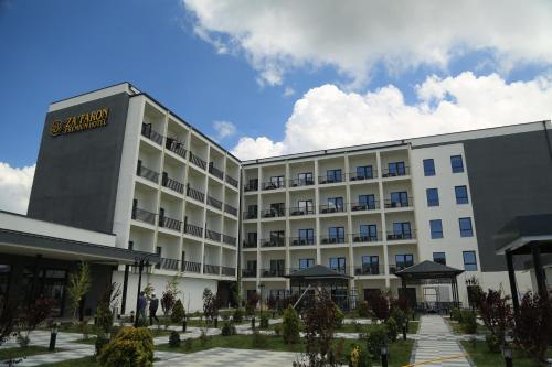 Zafaron Premium Hotel