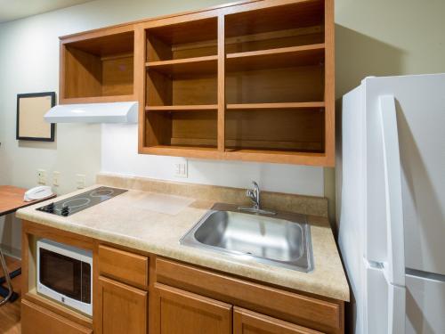 Konyha, WoodSpring Suites Kansas City Lenexa in Lenexa (Kansas)