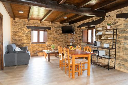 Apartamentos Casa Cortón (Apartamentos Casa Corton) in Apontenova