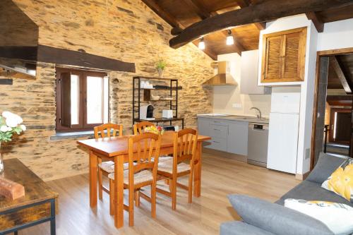 Apartamentos Casa Cortón (Apartamentos Casa Corton) in Apontenova