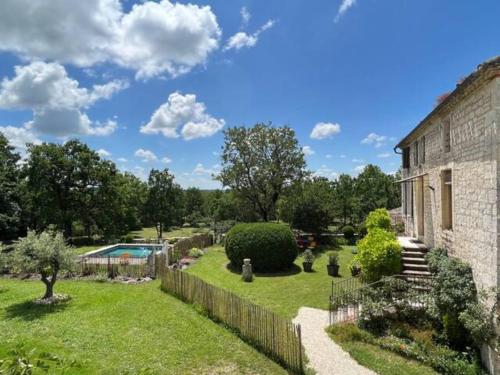 La Vayssade - Gîte de Charme - 6 pers - Piscine Jacuzzi & Truffes (La Vayssade - Gite de Charme - 6 pers - Piscine Jacuzzi & Truffes) in Lalbenque