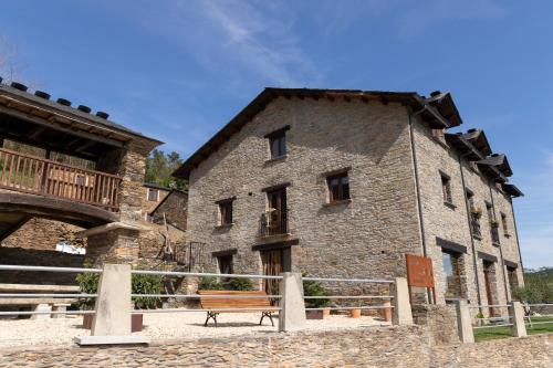 Apartamentos Casa Cortón (Apartamentos Casa Corton) in Apontenova