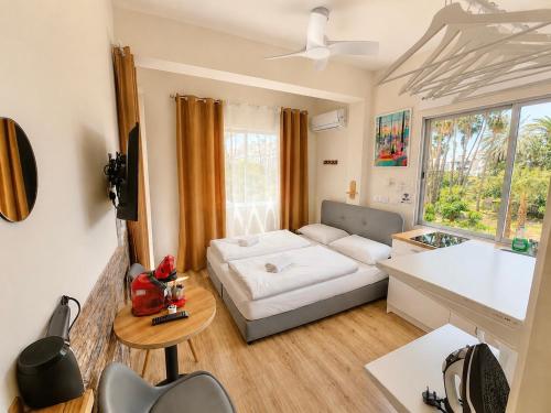 Project 99 - Breakbooking CY, Limassol (foto 6)