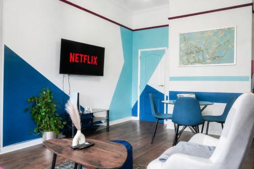 1BR Super King sized Apartment Contractor friendly - Free Parking! – khách sạn tại Chalkwell