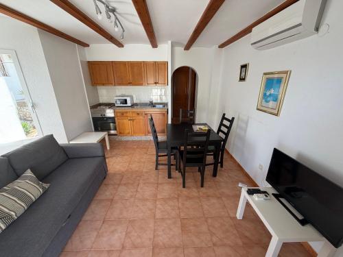 Buganvilla in Muntanya de la Sella