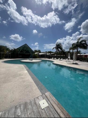 Logement tout confort , Blue dream in Grand-Bourg