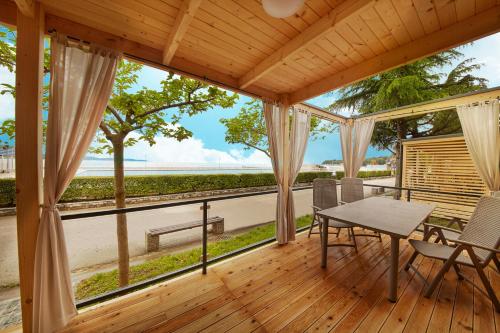 Premium Mobile Homes - Hotel & Resort Adria Ankaran 1