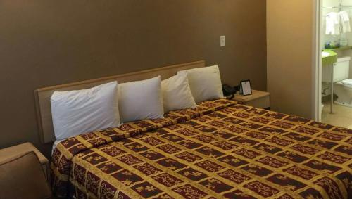 M Star Hotel Mansfield - image 33
