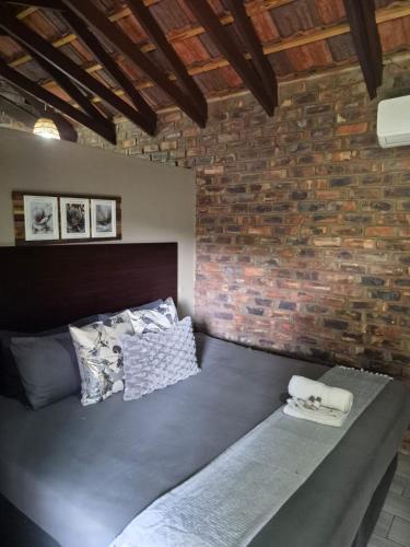 Zoete Rust Guesthouses - Tap to explore photos