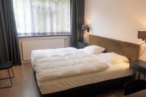 Spacious Apartment with Sauna & Roof Terrace in Domburg - Ooststraat 3 in Domburg