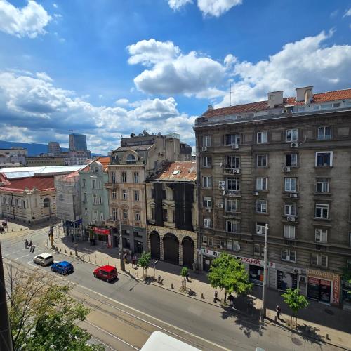 Landmark 1BDR Apartment in Center, next to Metro, Sofia