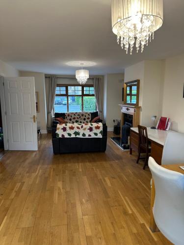 Home near the River Shannon in Rooskey