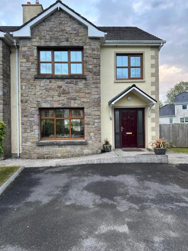 Exterior view, Home near the River Shannon in Rooskey