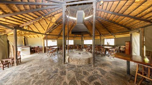 Mziki Safari Lodge in Beestekraal