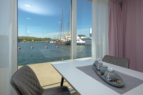 Hausboot "Marie Sophie" in Gager in Gager / Rugen