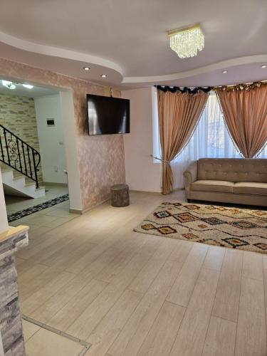 Vila Pângărați (Vila Pangarati) in Pângăraţi