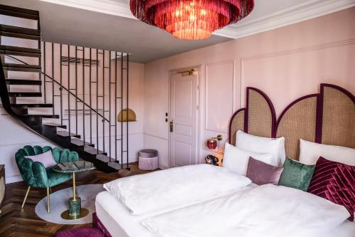Hotel Josefine - image 29