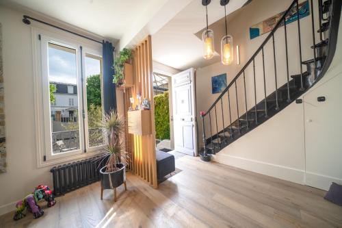 Urban Cocoon Proche Paris StLazare in Коломб