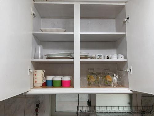 10, near hongik univ, 2 shower rooms, big house