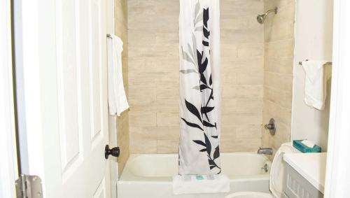 Magnuson Hotel Extended Stay Canton Ohio - image 35
