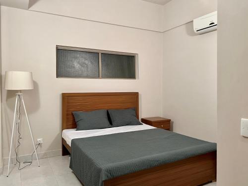 Casa Margalla 3BHK By T2R - Country Club Apartments - image 3