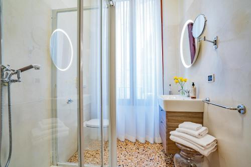 Ca' del Monastero 4 Collection Apartment up to 8 Guests with Lift - image 42
