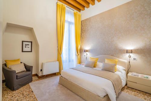 Ca' del Monastero 4 Collection Apartment up to 8 Guests with Lift - image 21