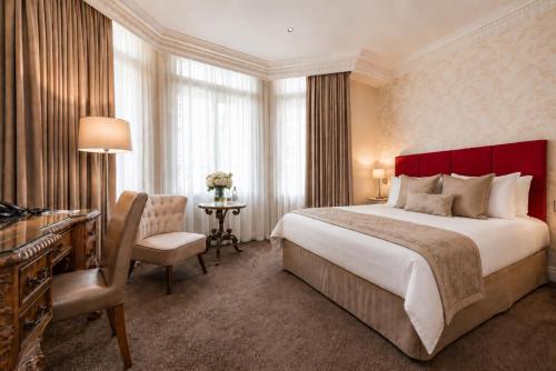 room detail thumbnail 1