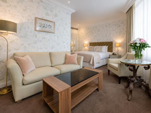 Ashburn Hotel - image 28