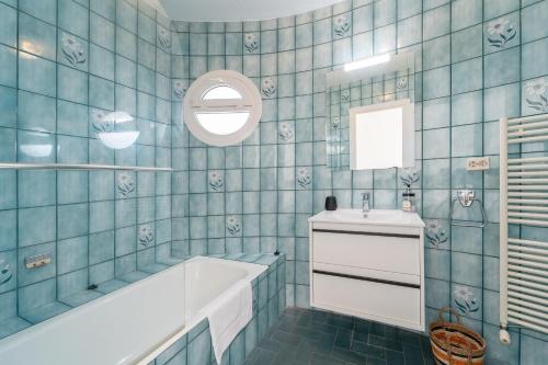 WELCS CASA 368 EMP con piscina privada - image 3