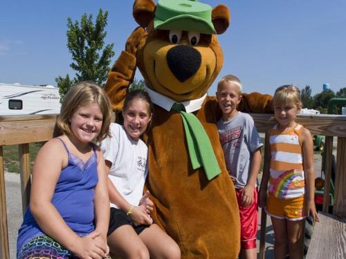 Yogi Bear's Jellystone Park Camp-Resort Wisconsin Dells - image 7