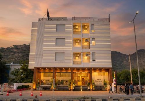 Mayoor Hotel – khách sạn tại Khandela