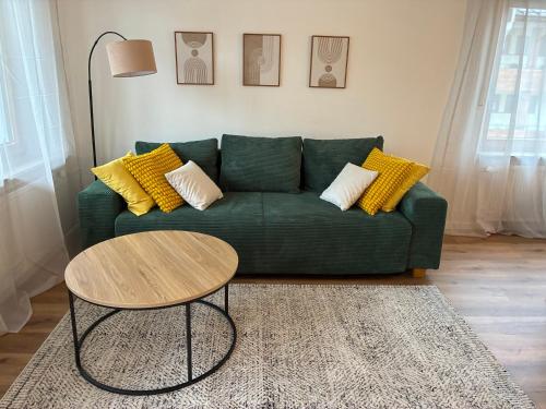 Feriennest Steinadler - 2 Zimmer FeWo nahe Berge - max 4 Erwachsene und 2 Kinder
