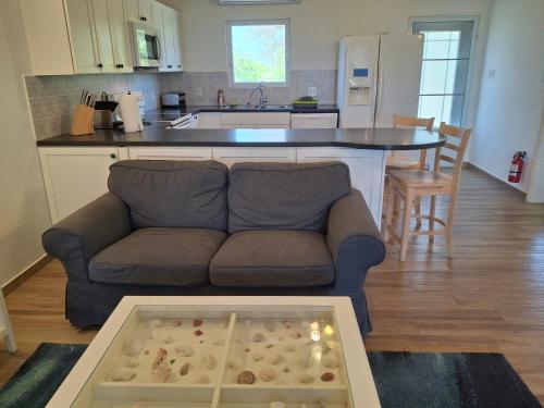 Shoreline cottages in ชาร์ลสทาวน์