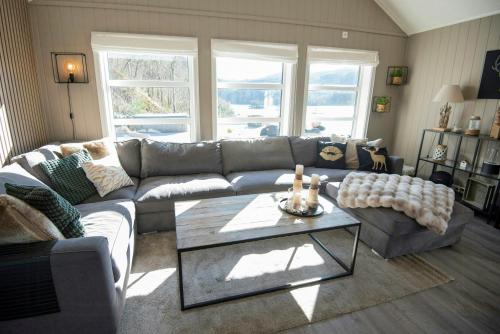 A szálláshely kívülről, Spacious Cabin With Lake Views In Åvesdalen (Spacious Cabin With Lake Views In Avesdalen) in Moi
