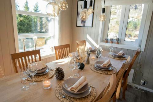 A szálláshely kívülről, Spacious Cabin With Lake Views In Åvesdalen (Spacious Cabin With Lake Views In Avesdalen) in Moi