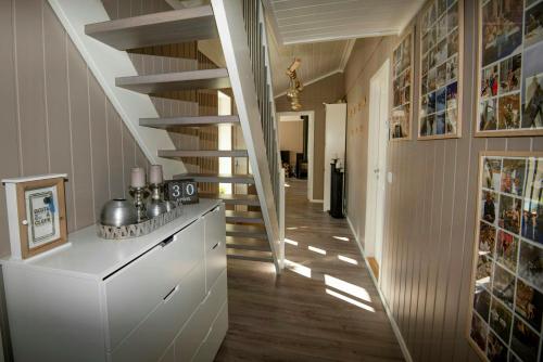 A szálláshely kívülről, Spacious Cabin With Lake Views In Åvesdalen (Spacious Cabin With Lake Views In Avesdalen) in Moi