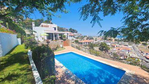 VILLA Vicent un Palco Preferente al Mar y Castillo