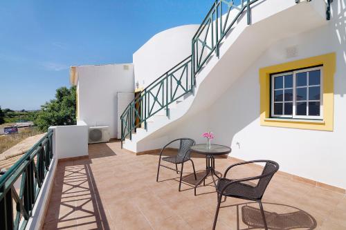 Modern Villa In Olhao in Cerro Azul