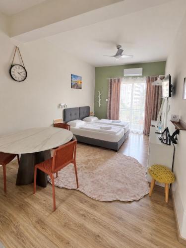 Project 99 - Breakbooking CY, Limassol (foto 7)