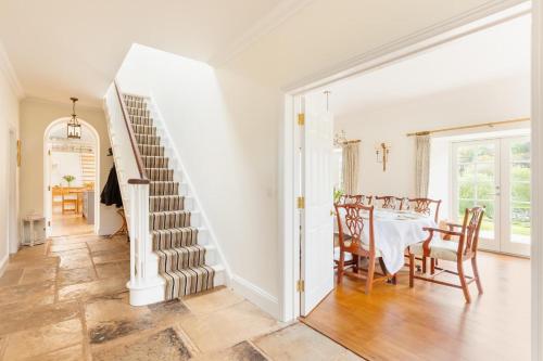 Iekārtas, 5 Bed in Slapton oc-s41370 in Strete