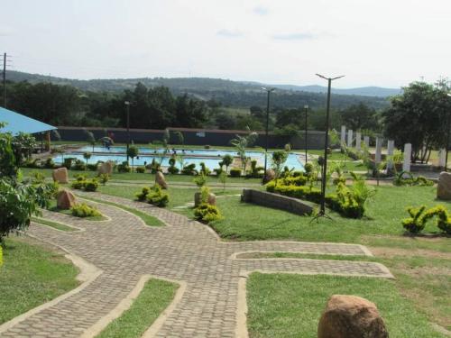 Elawini Lodge in Mpolonjeni