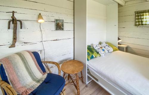 1 Bedroom Gorgeous Home In Kopingsvik in Palmelund