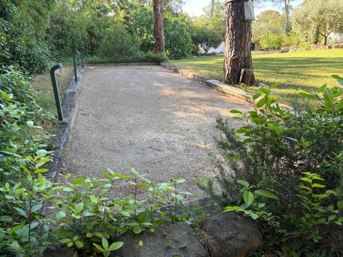 Appartement T2 dans luxueuse villa St Raphael proche des Golfs in Vallon de Coste