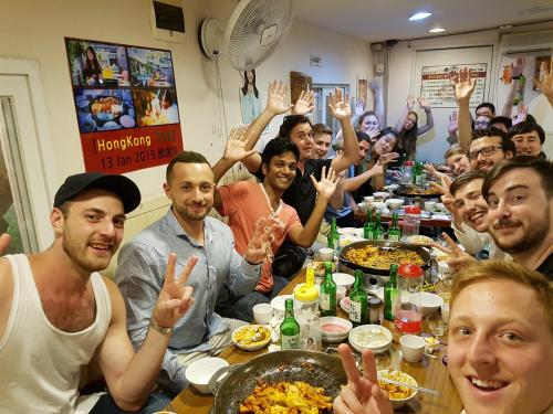 弘大時光旅行者派對青年旅舍-限外籍客人 Time Travelers Party Hostel In Hongdae - Foreigners Only