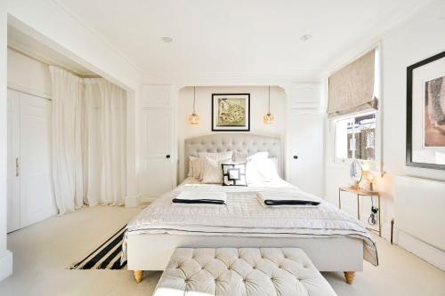 2 Bed Chelsea Townhouse Sleeps 5 - Pet Friendly - main image