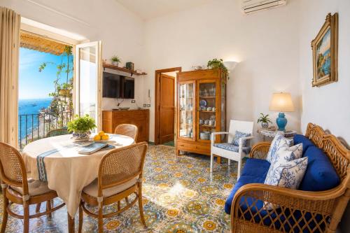 AMORE RENTALS - Casa Raffi - image 2