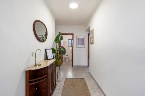 Casa Jasmin - Country Retreat with Sunny Garden in เรกูเอนโก กรันเด